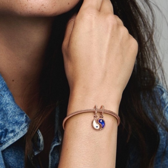 💜☯️SPLITTABLE YIN AND YANG SPARKLING DANGLE CHARM☯️💜 - Picture 6 of 8